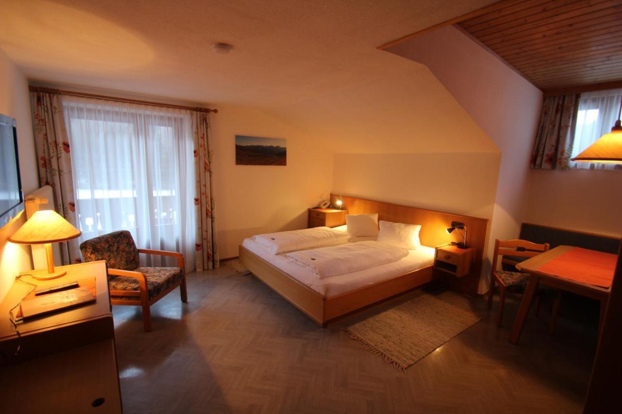Hotel Gasthof Edelweiss St Jakob in Defereggen Eksteriør billede